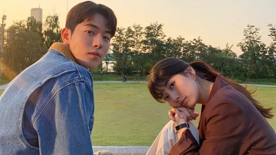 Foto Bae Suzy dan Nam Joo-hyuk dalam drama Start-Up