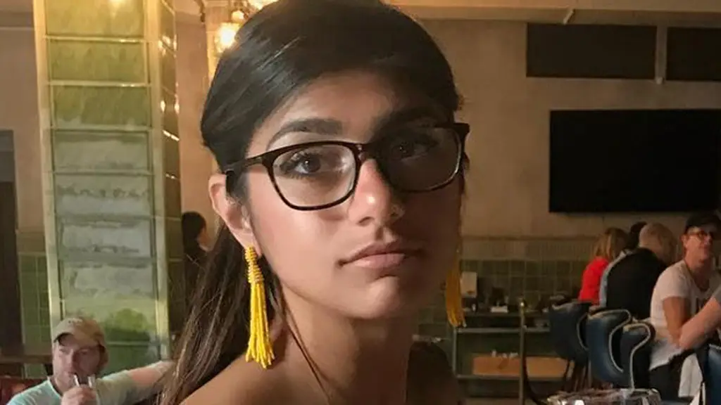 Gambar kegiatan Mia Khalifa terbaru