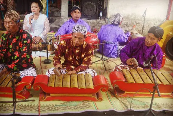 Gambar alat musik tradisional Jawa