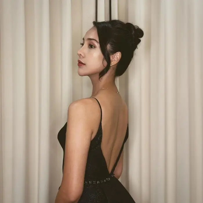 Anya Geraldine dalam sebuah acara formal