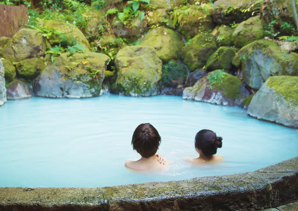 Arsitektur tradisional onsen Jepang