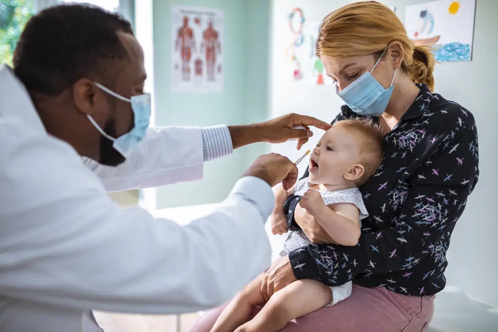 Bayi sehat setelah vaksinasi