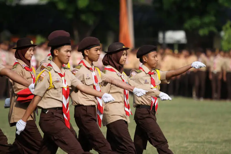 Gambar kegiatan Pramuka Indonesia yang positif dan edukatif