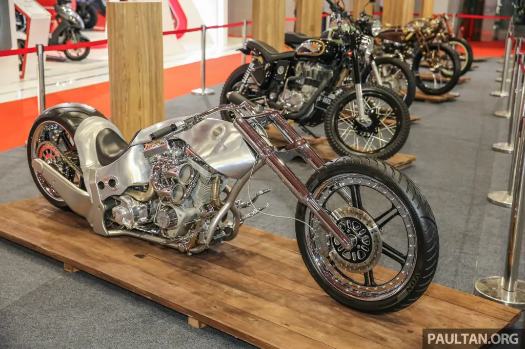 Modifikasi sepeda motor custom Indonesia