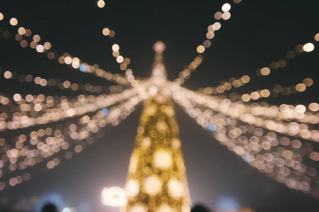 Latar belakang bokeh lampu Natal