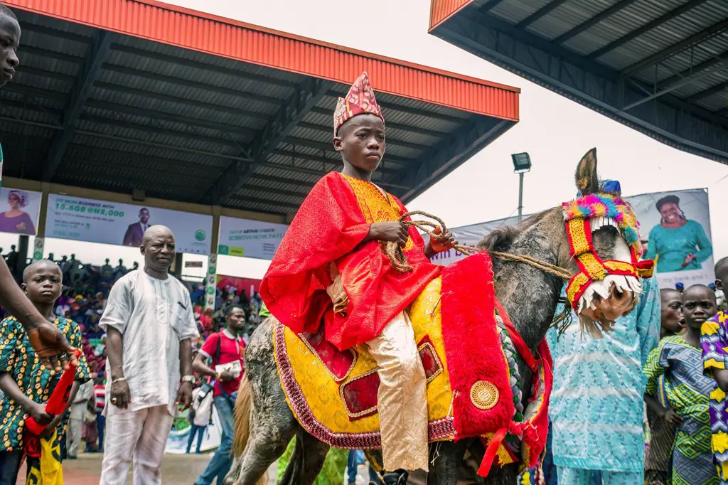 Gambar yang menampilkan budaya dan gaya hidup Nigeria