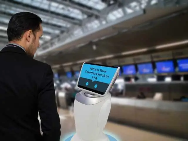 Chatbot AI di Bandara Haneda memberikan informasi dan bantuan kepada penumpang.