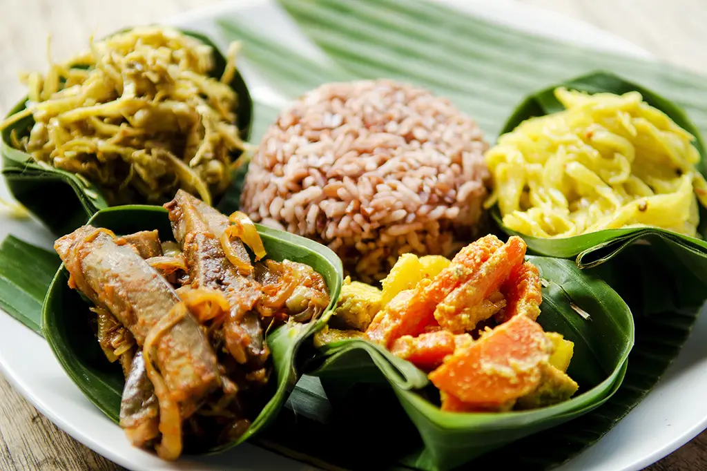 Makanan tradisional Indonesia yang lezat