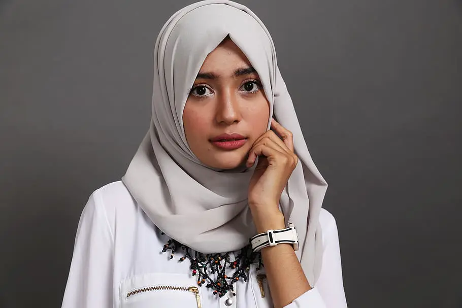 Gambar wallpaper hijab dengan berbagai gaya kreatif