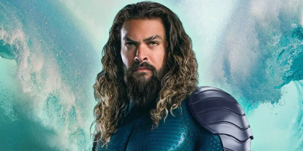 Jason Momoa sebagai Aquaman