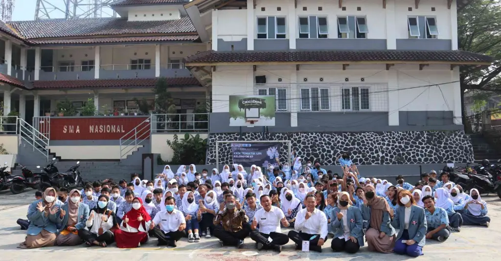 Gedung SMA Nasional Bandung yang megah dan modern