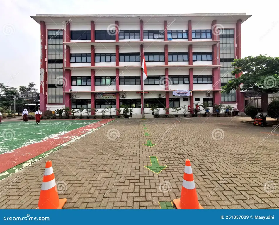 Gambar gedung sekolah di Jakarta Utara