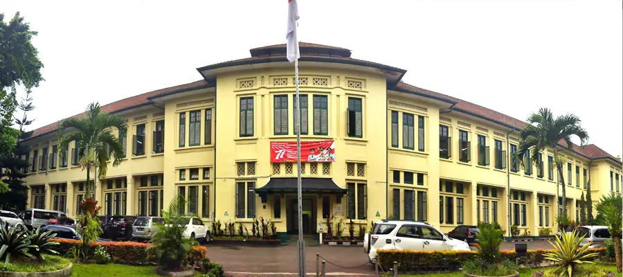 Gambar gedung SMA Swadaya Bandung