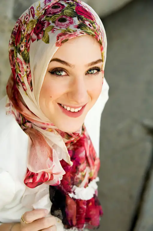 Fashion hijab modern