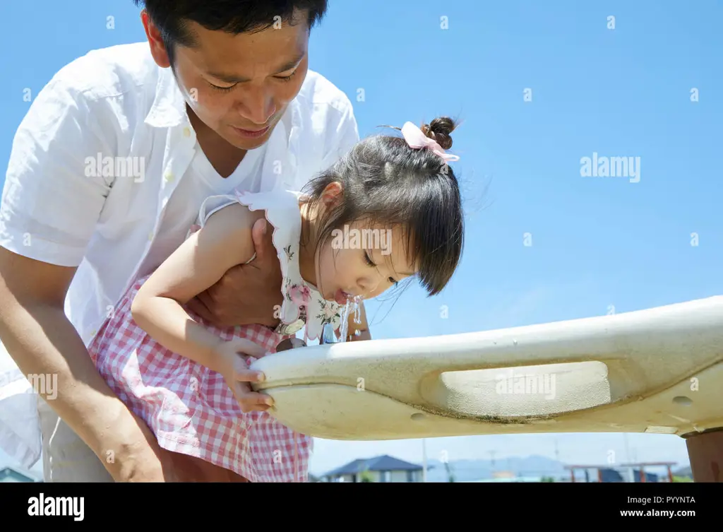 Ilustrasi hubungan ayah dan anak perempuan dalam budaya Jepang