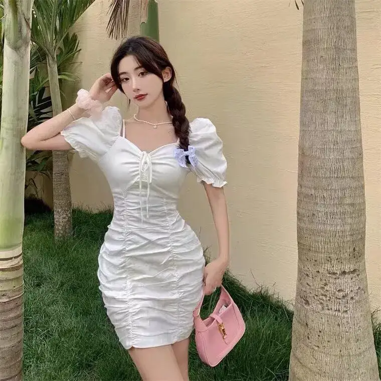 Berbagai model dress Korea yang cantik dan stylish