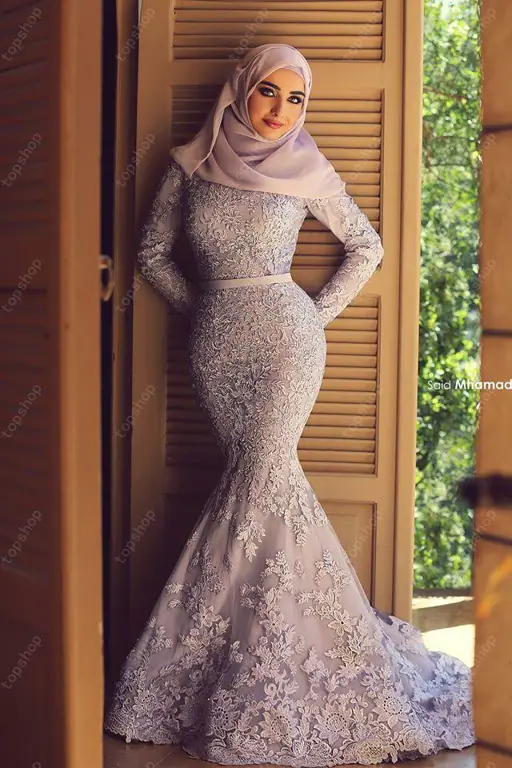 Berbagai model gaun prom night hijab yang elegan