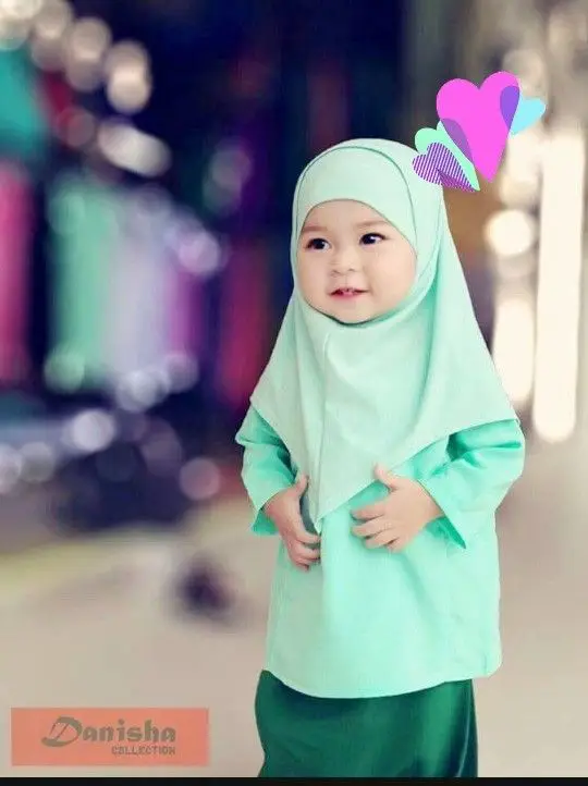 Gambar bayi dengan berbagai gaya hijab