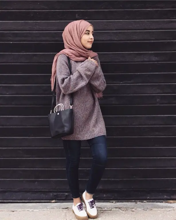 Gaya Hijab Stylish untuk Kepergian Sehari-hari