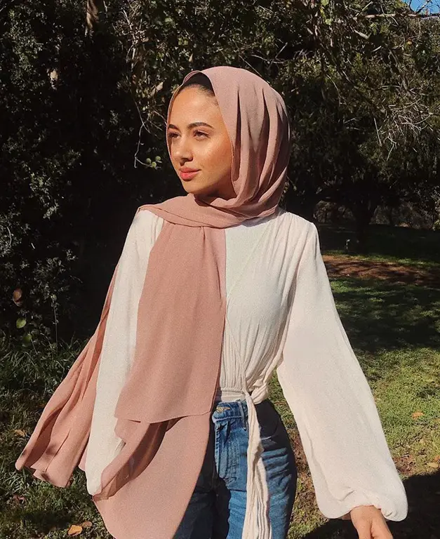 Inspirasi fashion hijab yang stylish