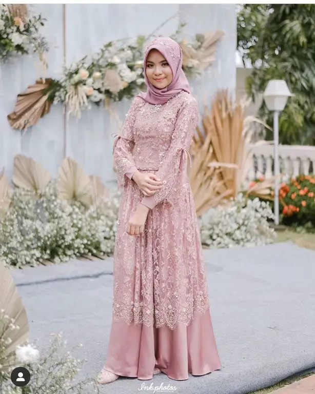 Aneka model kebaya bridesmaid hijab modern