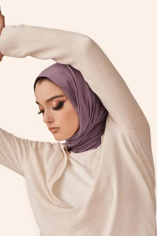 Inspirasi Gaya Baju Formal Wanita Hijab