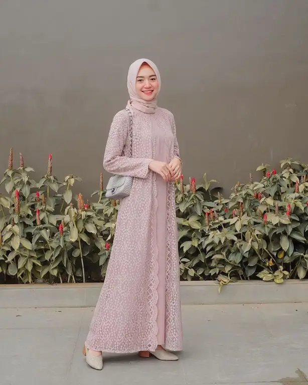 Ide outfit hijab bridesmaid