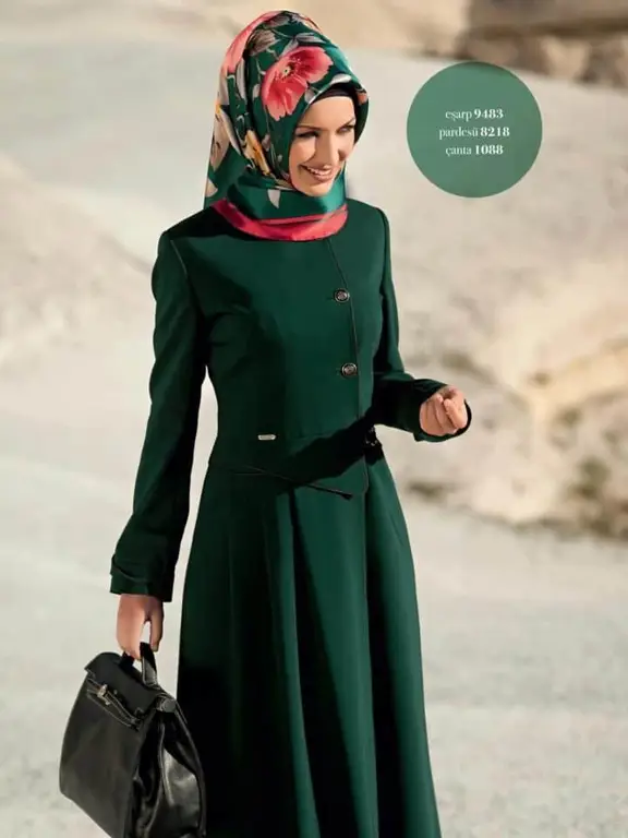 Berbagai inspirasi outfit hijab simpel dan stylish