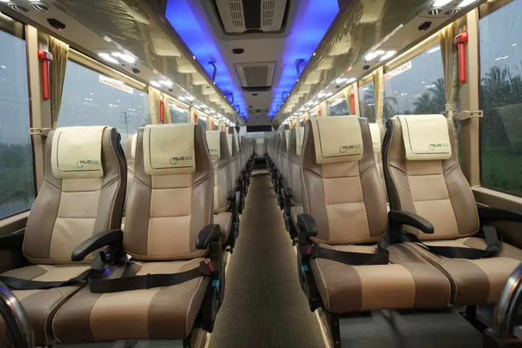 Gambar interior bus umum