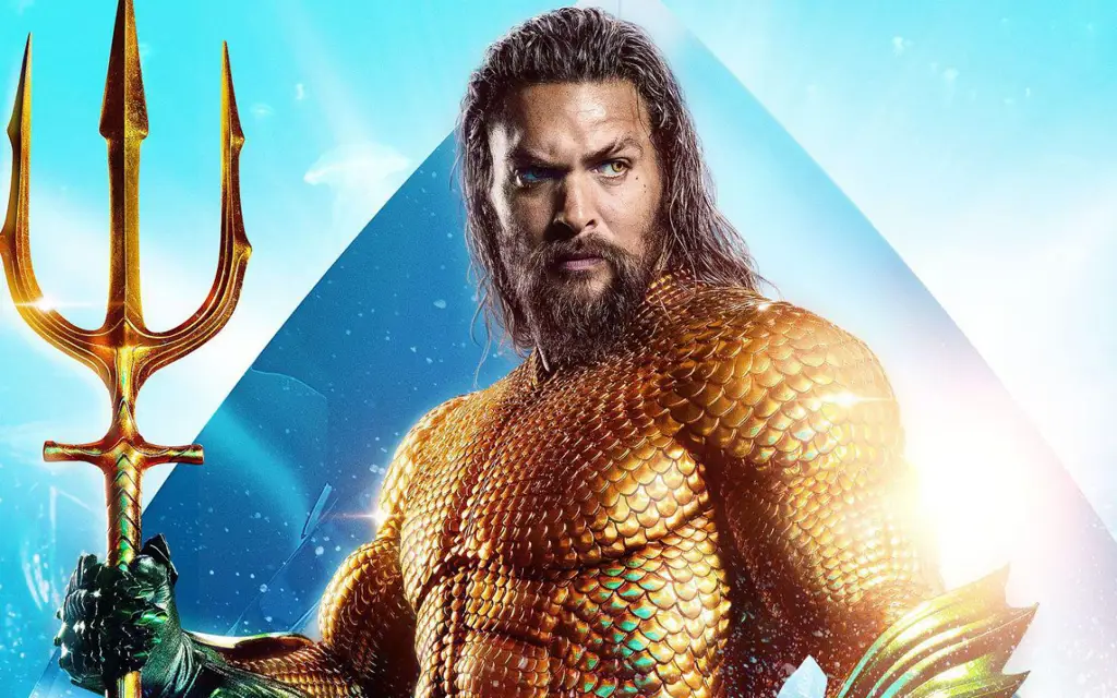 Jason Momoa sebagai Aquaman