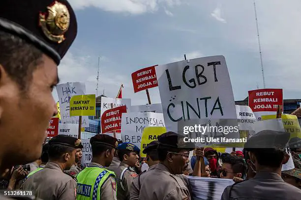 Foto-foto dari parade kebanggaan gay di Indonesia