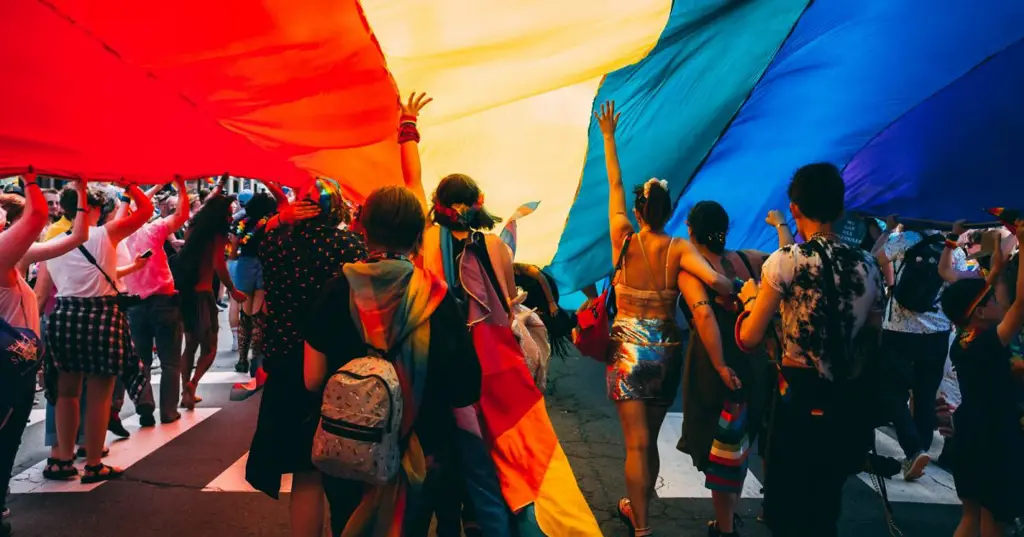 Gambar tentang kebanggaan LGBTQ+