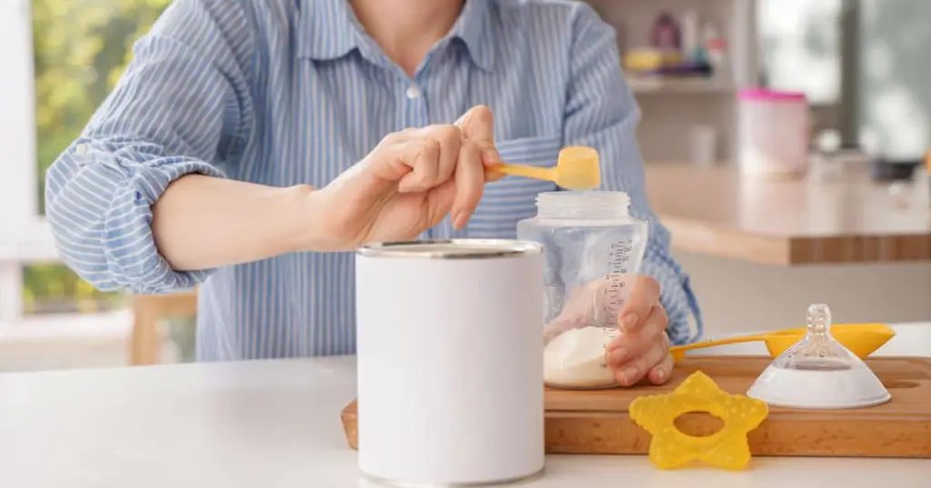 Botol susu formula bayi