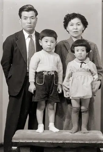 Foto keluarga Jepang