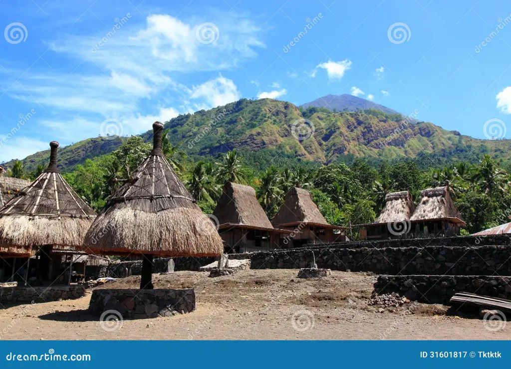 Gambar kampung tradisional di Indonesia