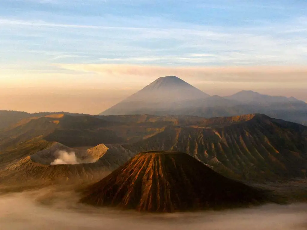 Pemandangan alam Indonesia yang indah