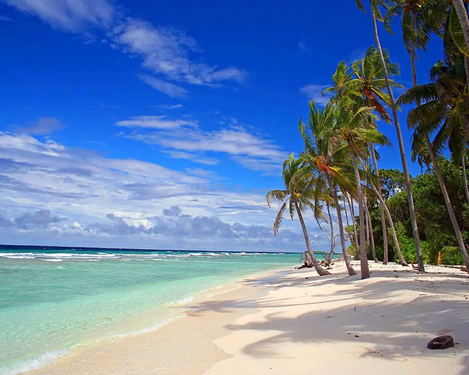 Pemandangan pantai yang indah