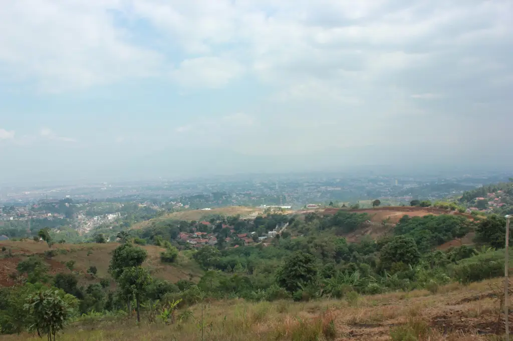 Pemandangan kota Bandung yang indah