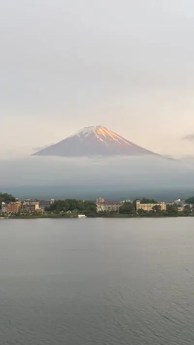 Pemandangan Gunung Fuji yang menakjubkan dari rute Fujiura Meguri