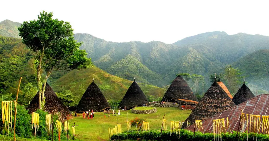 Budaya desa di Indonesia