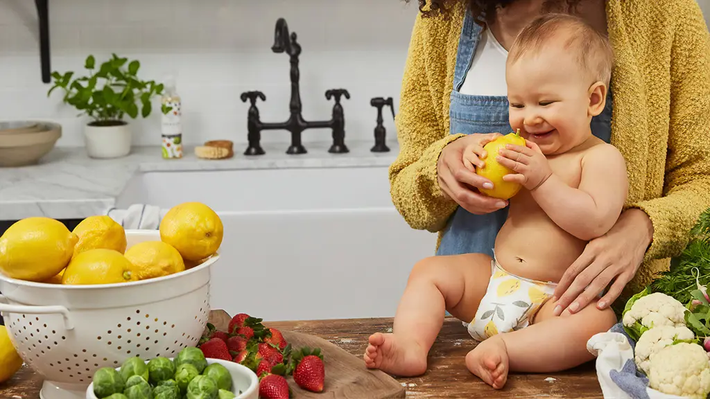 Bayi sehat dan bahagia