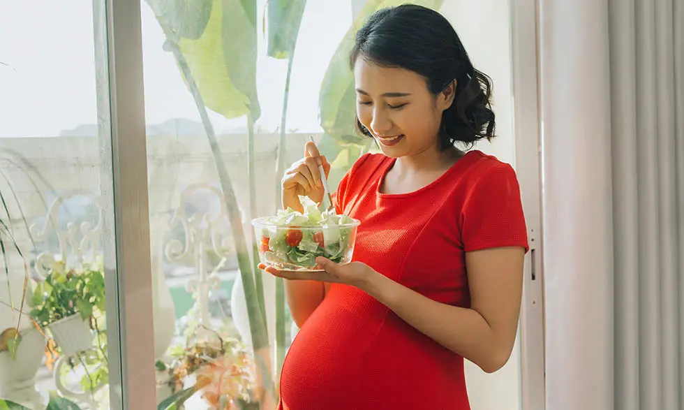 Wanita hamil yang sehat dan bahagia