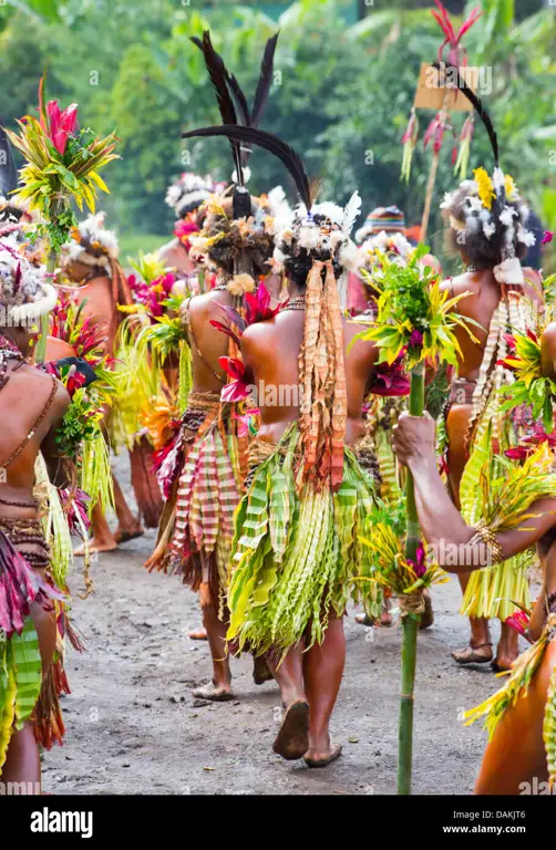 Tarian suku di Papua