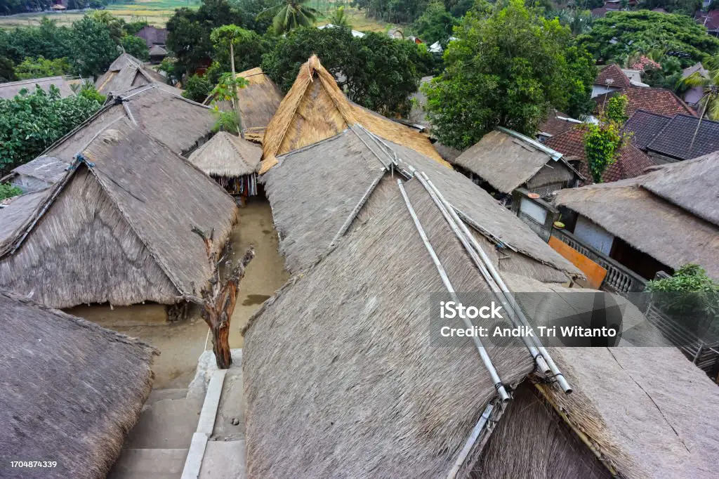 Rumah adat Sasak di Lombok