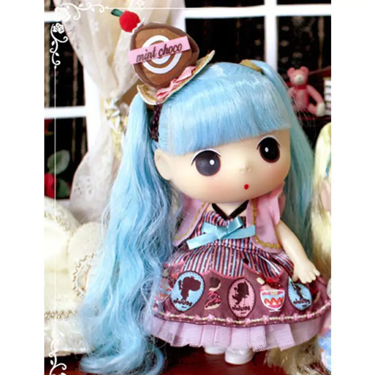 Boneka Korea yang lucu dan menggemaskan