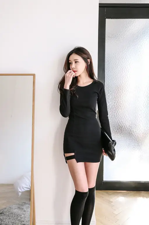 Berbagai model dress Korea pendek yang stylish dan modis