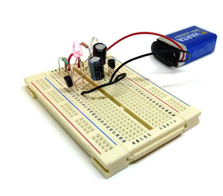 Komponen elektronik misterius dengan kode MVS570