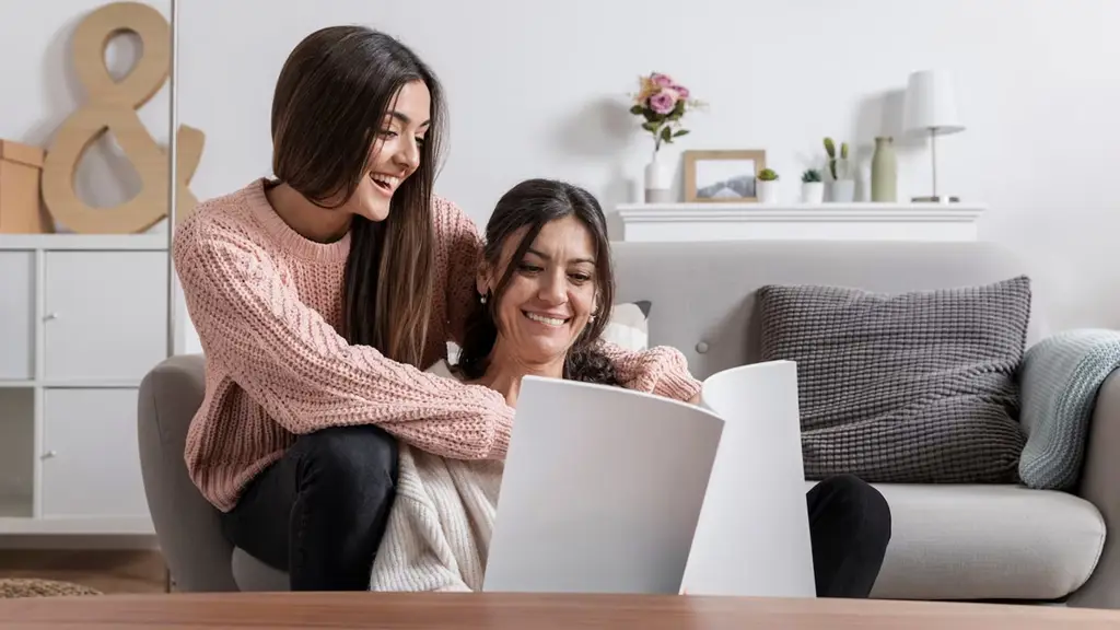 Percakapan yang penuh hormat antara ibu dan menantu perempuan