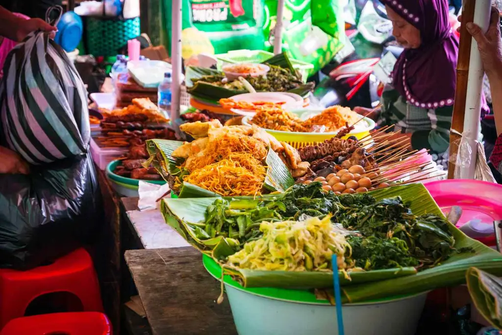 Makanan tradisional Indonesia