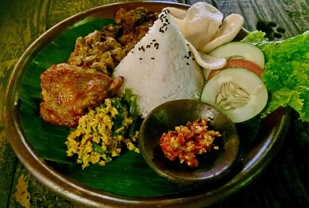 Makanan tradisional Indonesia